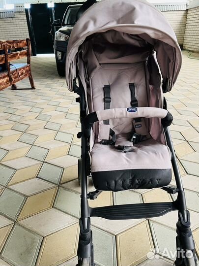 Прогулочная коляска