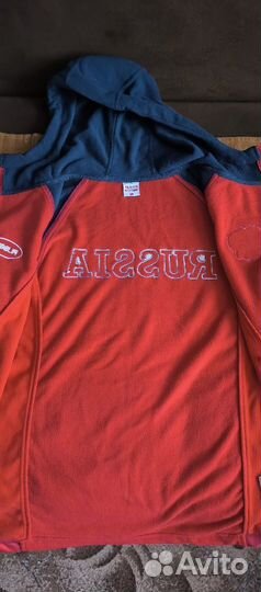 Теплая с капюшоном