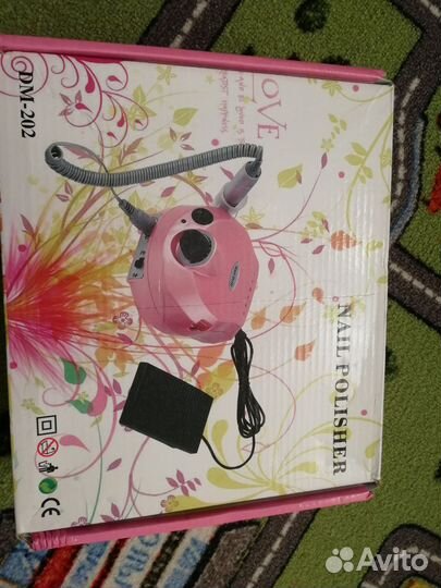 Машинка для маникюра и педикюра