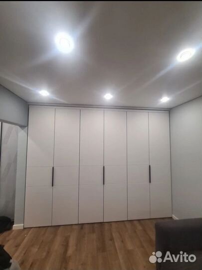 Шкаф (с глухими фасадами)дл вашей квартиры