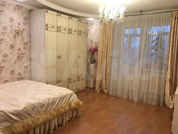 3-к. квартира, 115 м², 5/9 эт.