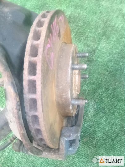 Ступица передняя правая toyota mark II