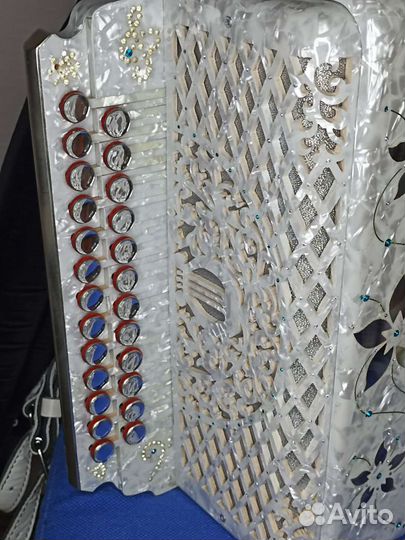 Концертная мастеровая тульская гармонь