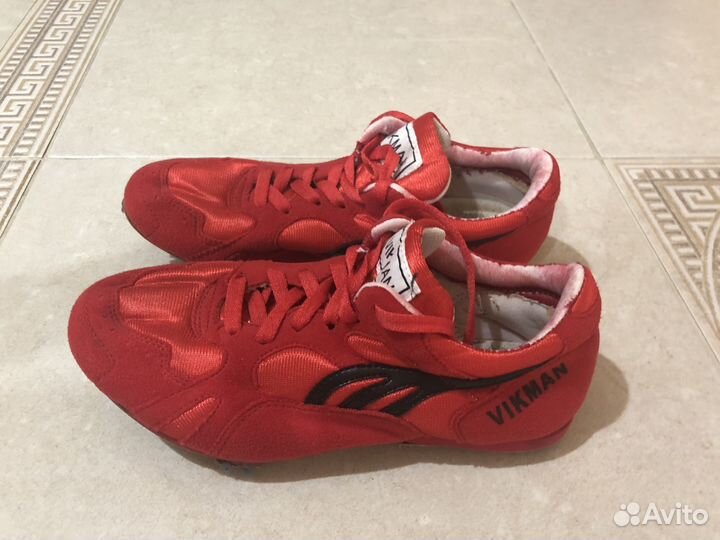 Шиповки легкоатлетические универсальные Vikman