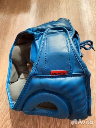 Боксерские перчатки 10 oz