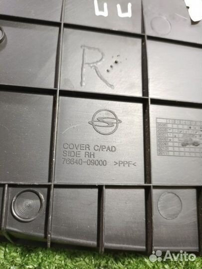 Накладка торпедо передняя правая Ssangyong Kyron