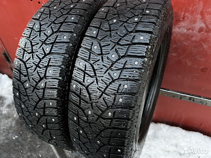 Bridgestone Blizzak Spike-02 185/65 R15 88T