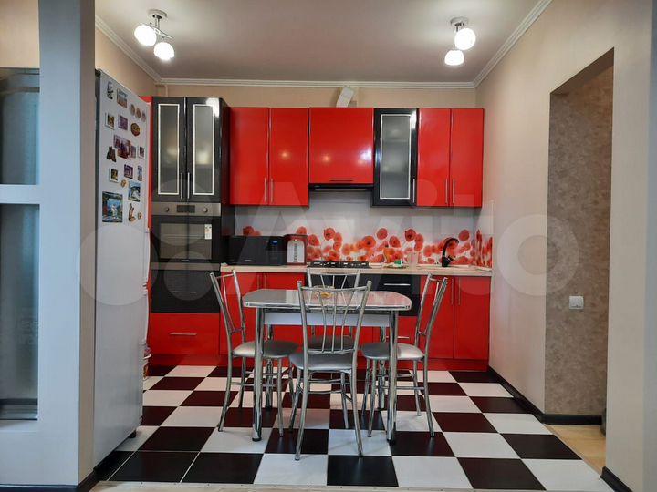 3-к. квартира, 60 м², 5/5 эт.