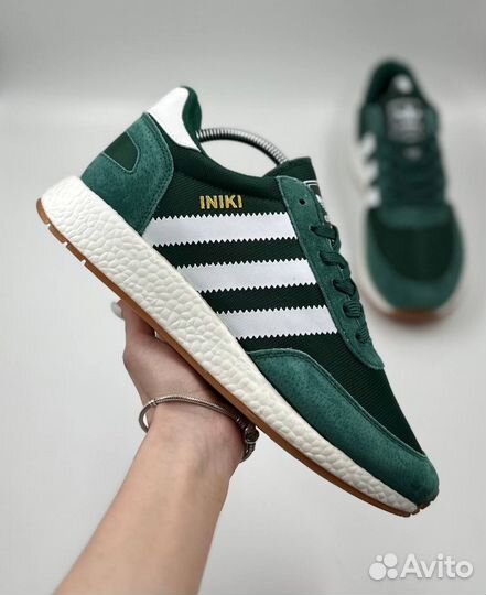 Кроссовки adidas iniki