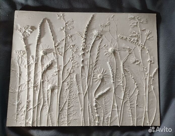 Настенное панно из гипса