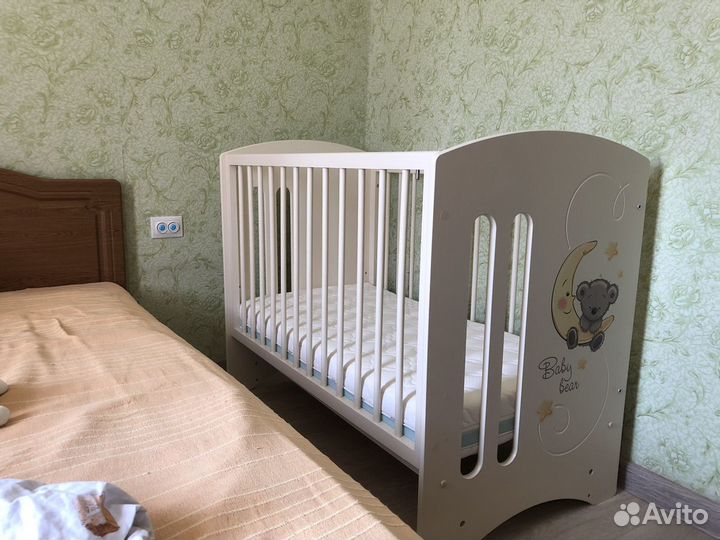 Детская кроватка