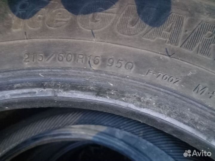 Yokohama Geolandar G040 215/60 R16