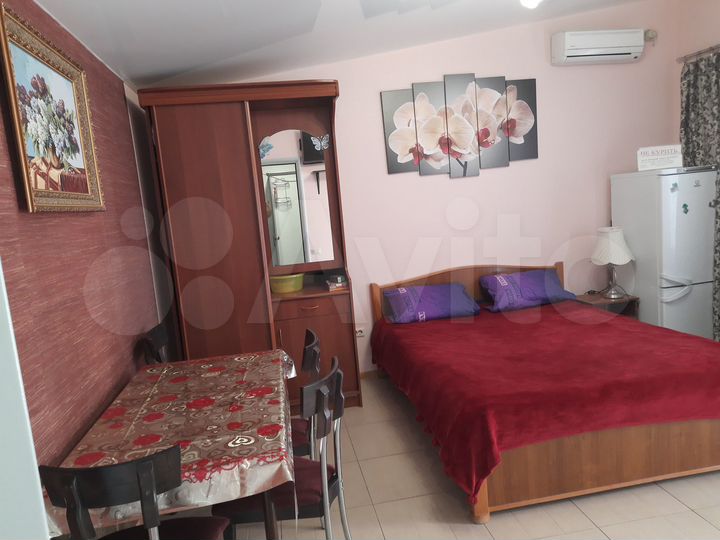 Дом 30 м² на участке 3 сот.