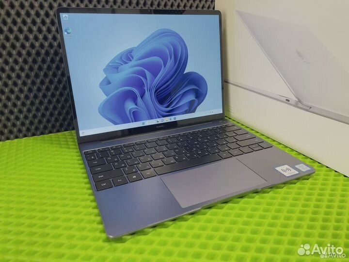 Ультрабук huawei Экран 2К Звук Dolby Atmos
