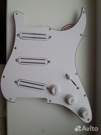 Fender Stratocaster SSS DiMarzio Pickguard