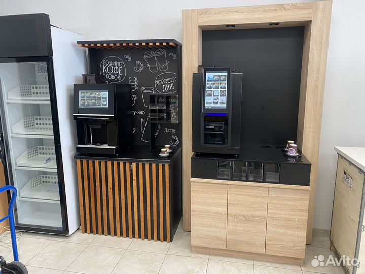 Профессиональная кофемашина для бизнеса