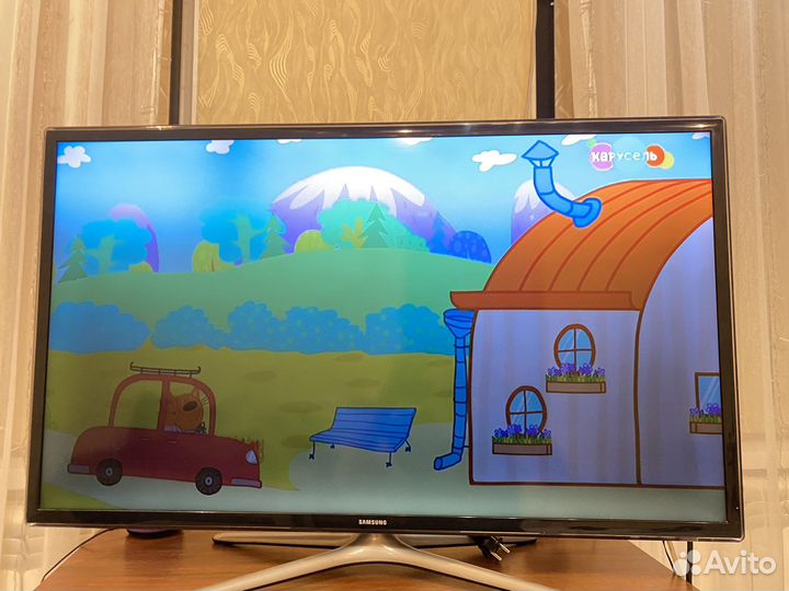 Телевизор samsung