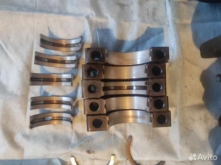 Коленвал и поршни AKL 1,6