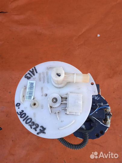 Насос топливный в сборе с колбой Chevrolet Aveo T