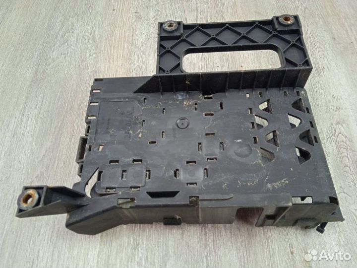 Блок предохранителей Volkswagen Touareg 7LA BMV