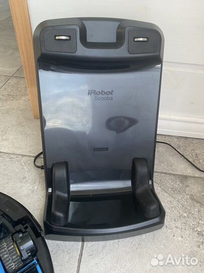 Робот пылесос irobot scooba 450