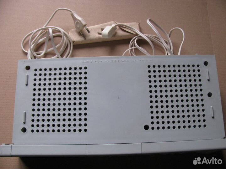 Часы на кухню с 3х-кан. радио проводного вещания