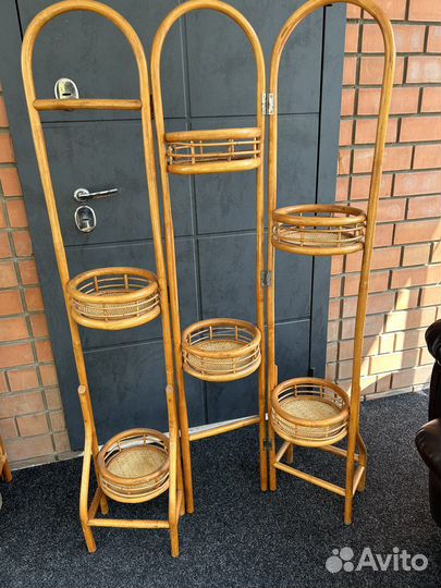 Подставка для цветов напольная из ротанга