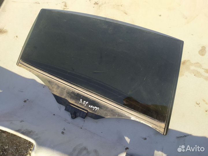 Стекло двери задней правой Kia Quoris I рестайлинг