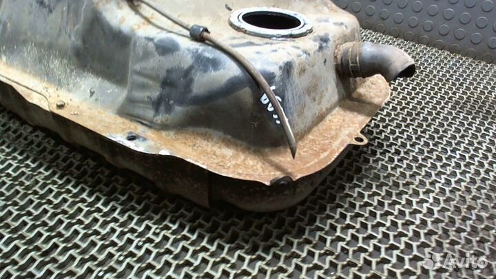 Бак топливный Daihatsu Move, 1994