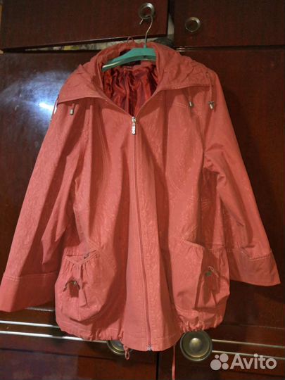 Ветровка женская 54 размер