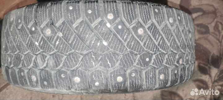 Gislaved Nord Frost 200 185/60 R14 и 185/60 R14