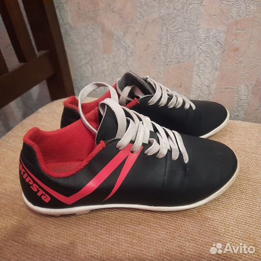 Футбольные бутсы