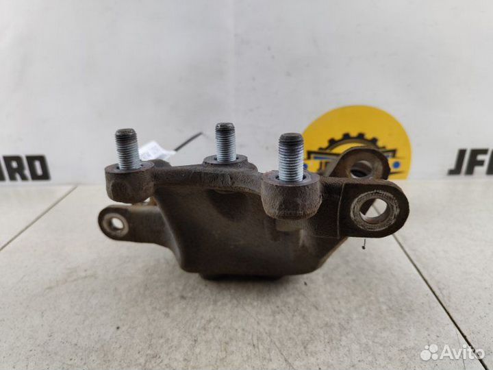 Кулак поворотный задний правый Hyundai Tucson TL