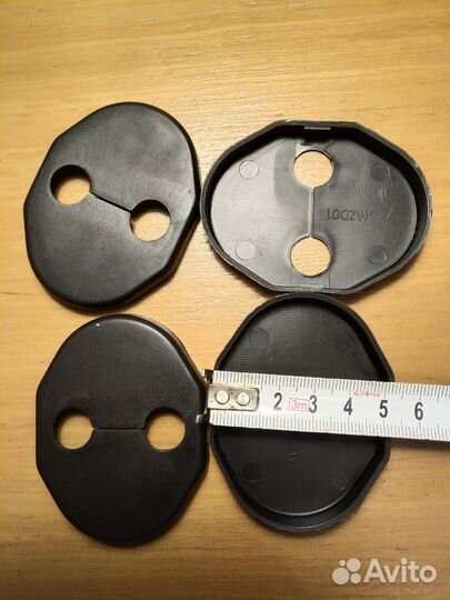 Накладка на замок двери машины