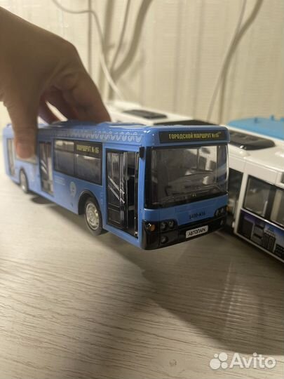 Игрушка автобус - метро