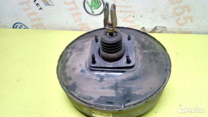 Вакуумник тормозной б.у Nissan Primera Sunny Blue