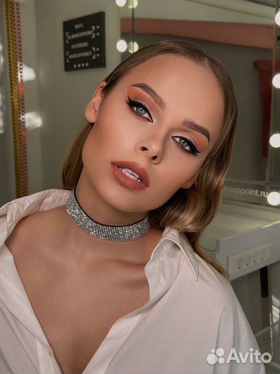 Макияж и прическа с выездом, маникюр, брови