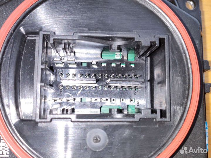 Блок управления фарой 8V0907399B