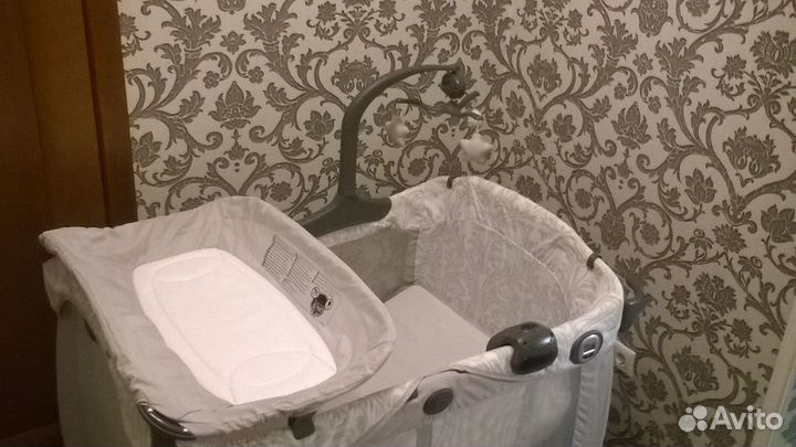 Кровать-манеж Graco Contour Electra Travel