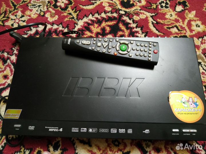 Караоке BBK dv612si