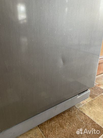 Холодильник Ariston