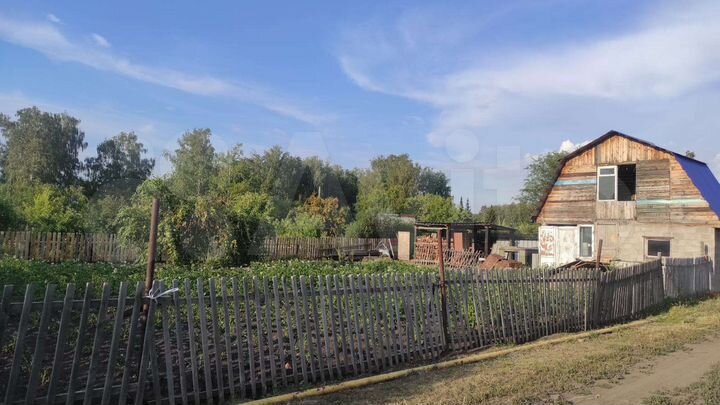 Дача 10 м² на участке 6 сот.