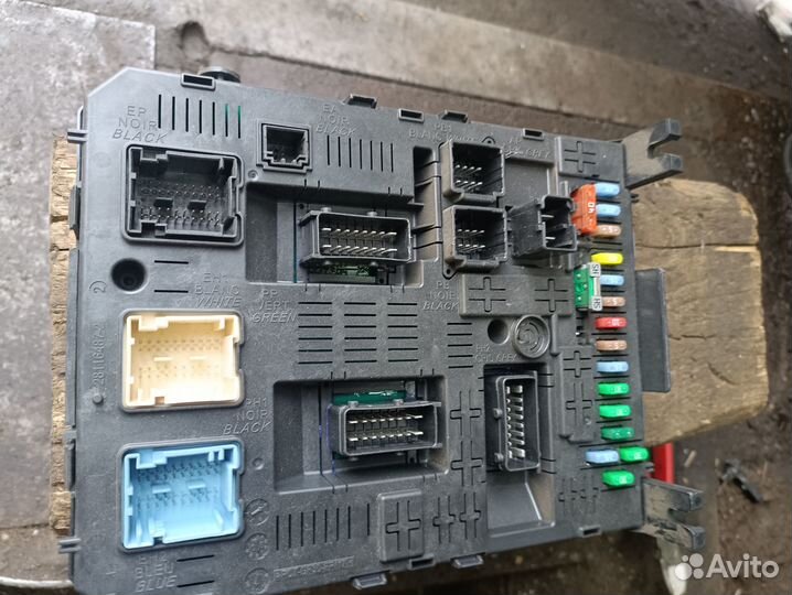 Блок предохранителей Peugeot 308 1.6 2008 96640590