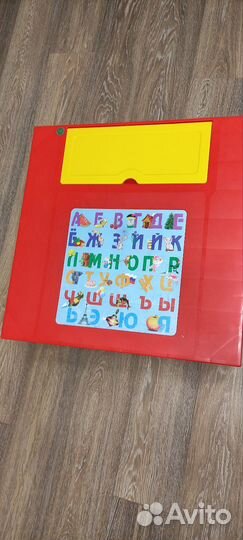 Детский столик