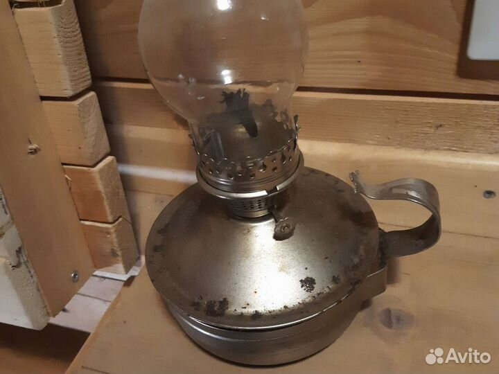 Керосиновая лампа