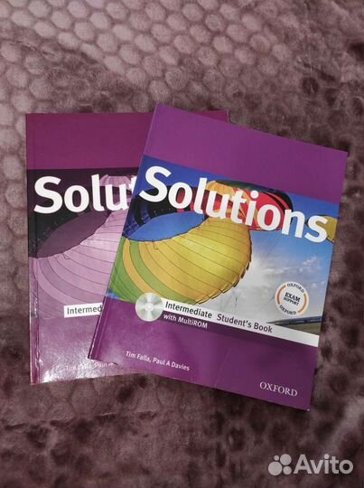 Solutions intermediate 1st edition
