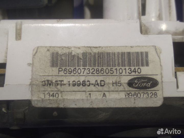 Блок управления печкой Ford Focus 2 хэтчбек 2006