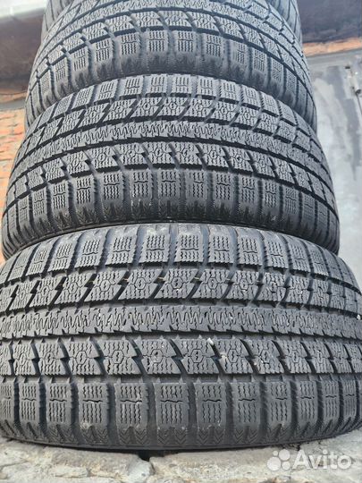 Toyo Observe GSi-5 225/50 R17 94Q