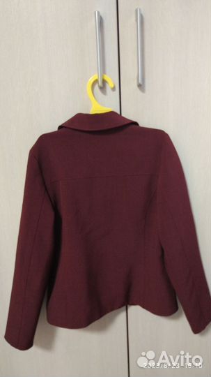 Пиджак бордовый школьный