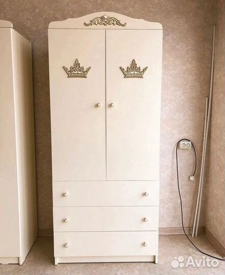 Шкаф детский двухсекционный